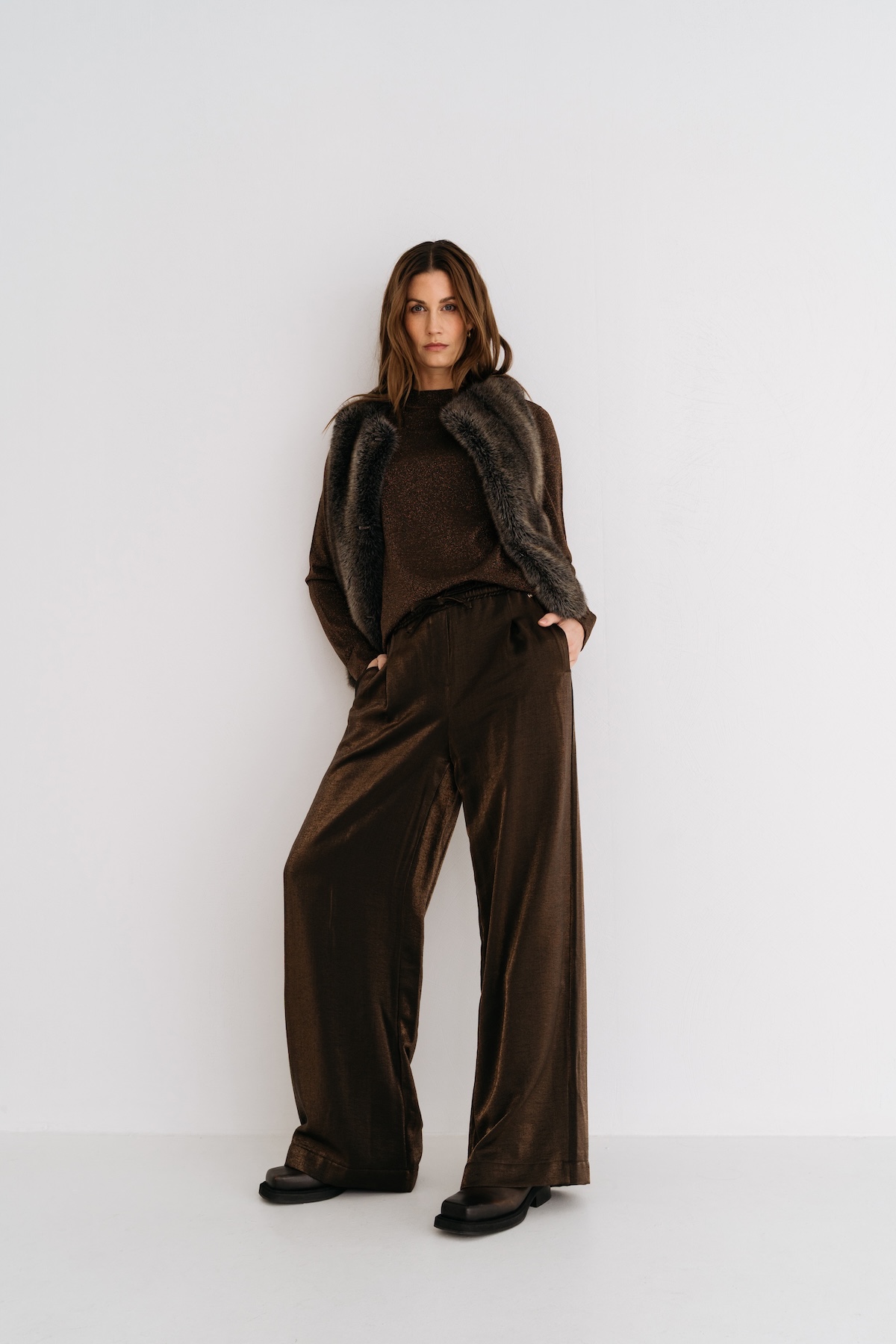 MAICAZZ Dames Broek Rachel Donkerbruin 