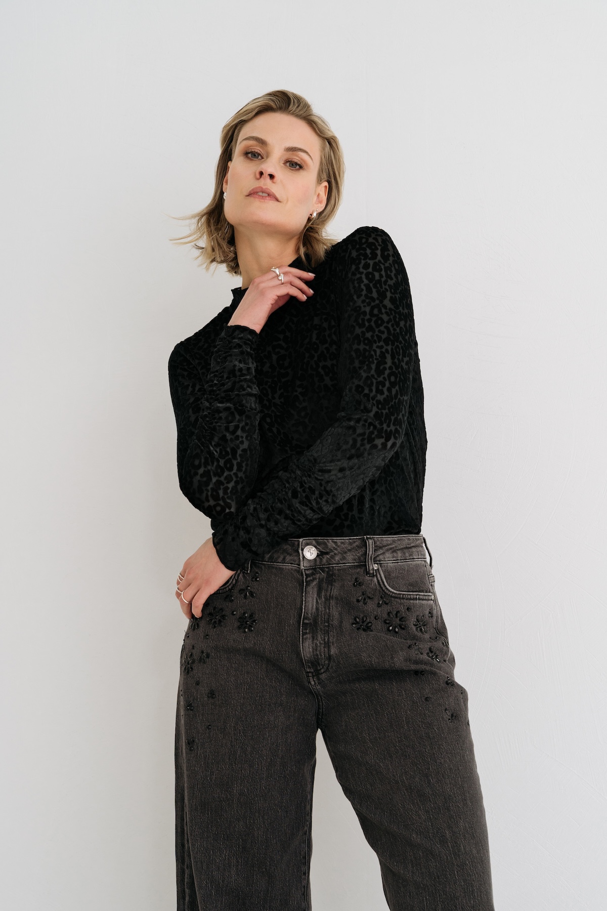 MAICAZZ Dames Top Rosita Black Leo 