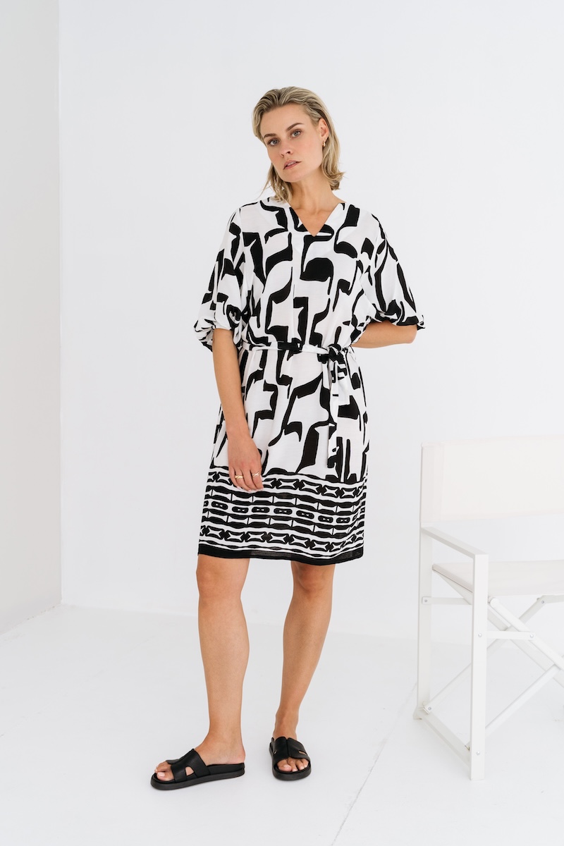 MAICAZZ Middellange Jurk Nairobi B Inca Black 