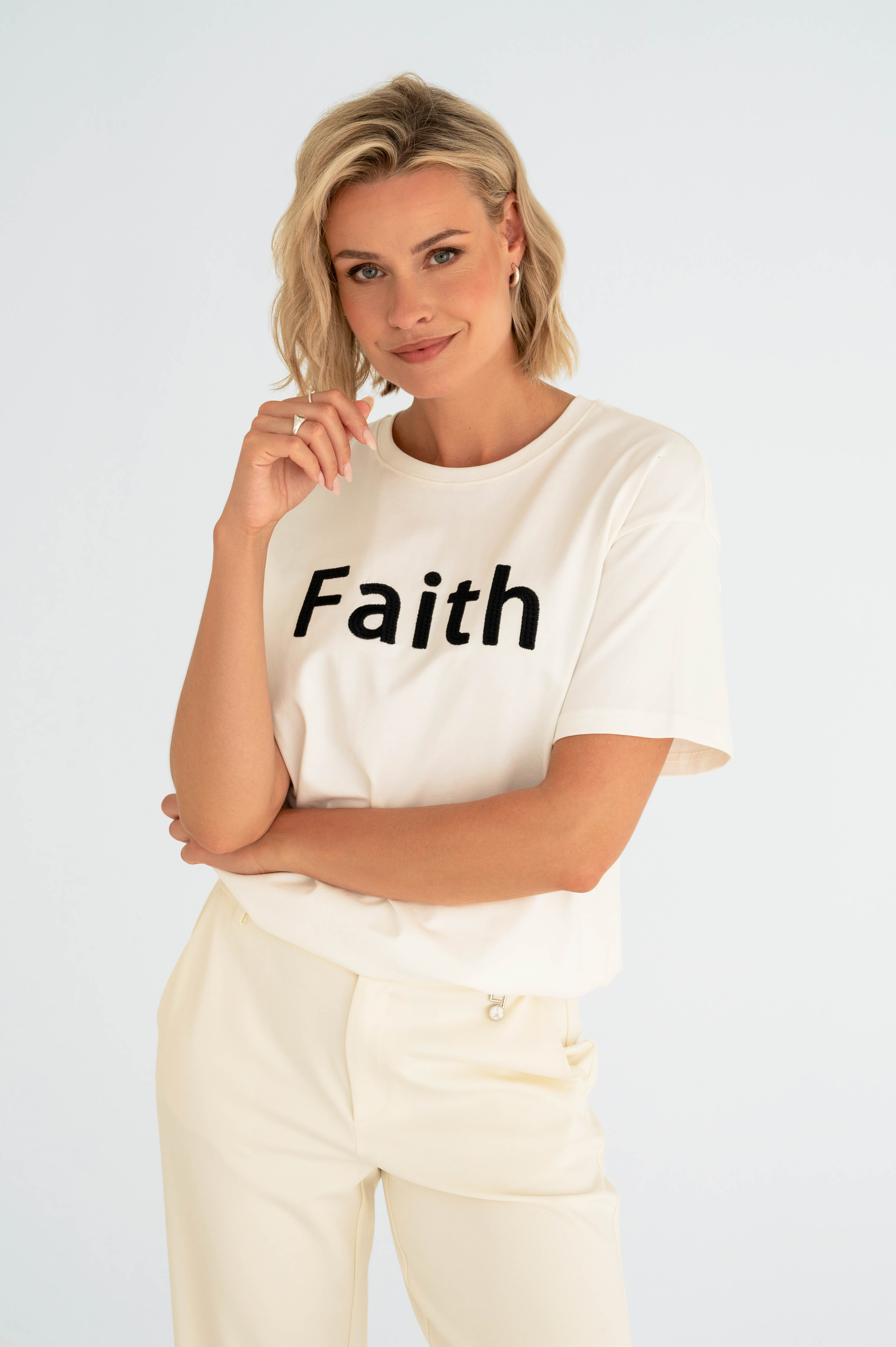 MAICAZZ Dames T-Shirt Sunn Offwhite Faith 