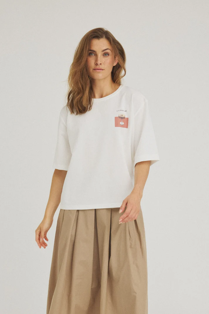 ONE TWO LUXZUZ Dames T-Shirt Barmenu Cream