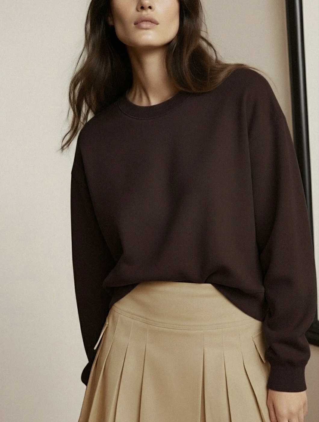 Hype Drop Dames Sweater Backprint Donkerbruin  - Afbeelding 2