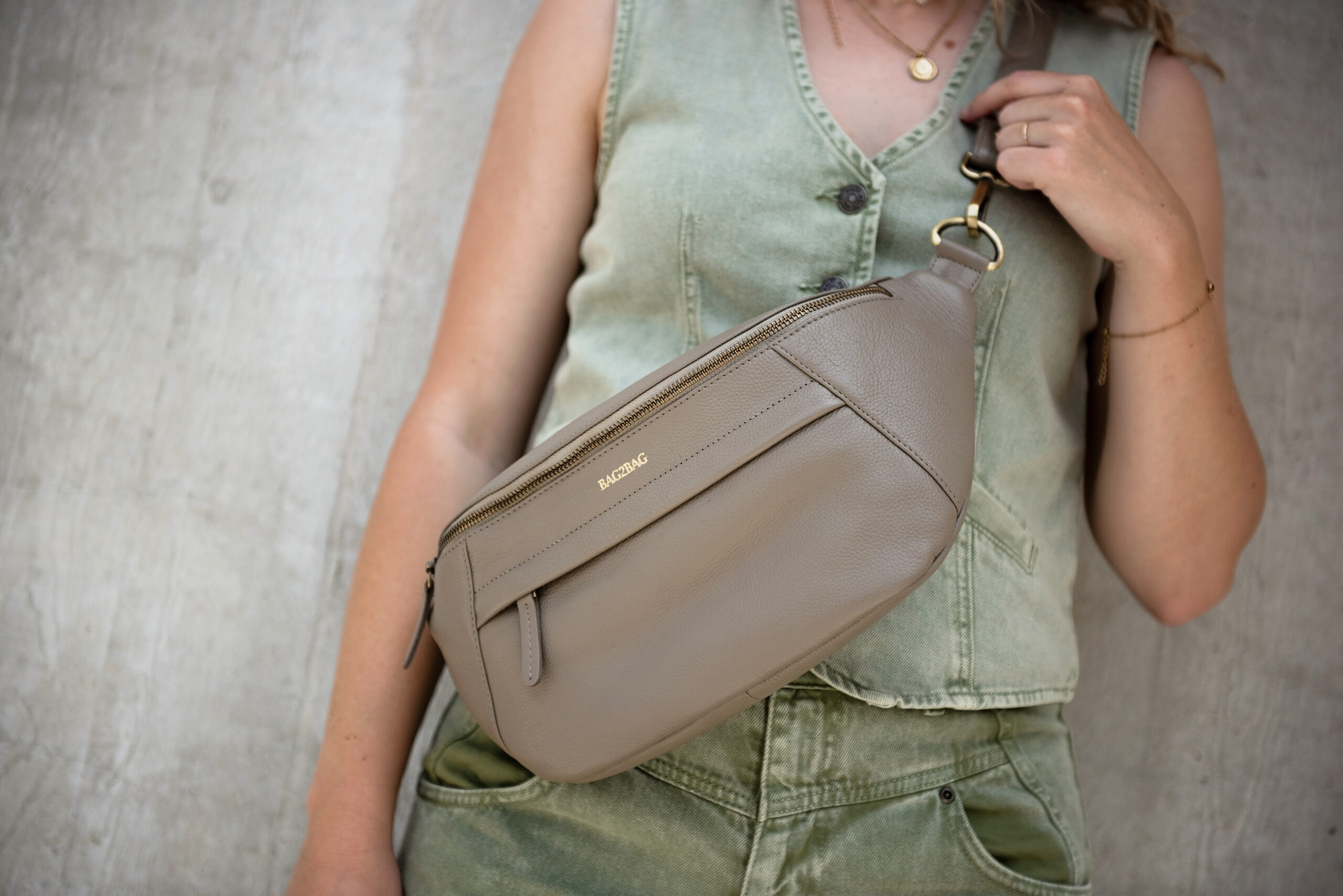 BAG2BAG Crossbody Bag Taupe